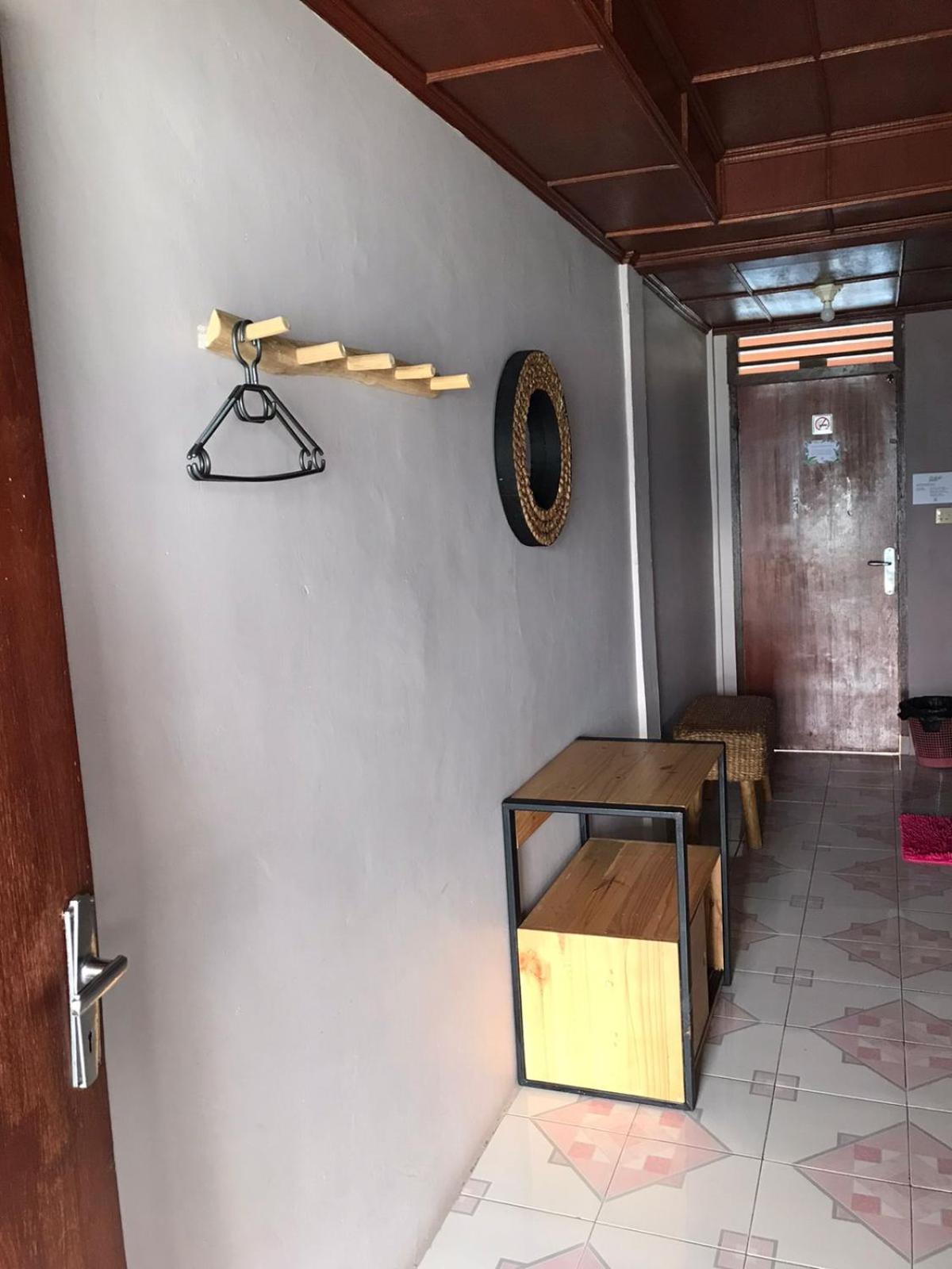 Romlan Hotel Tuktuk Værelse billede